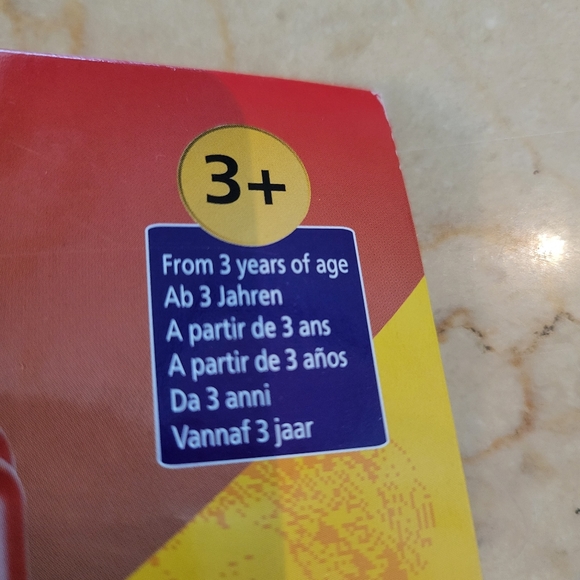 NWT firefighter wearable water gun - Picture 8 of 8